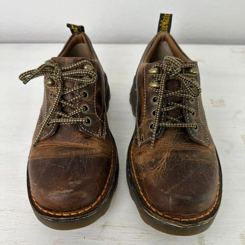Dr. Martens Shoes Mens 8 Lachlan Brown Distressed Leather Oxford AW004